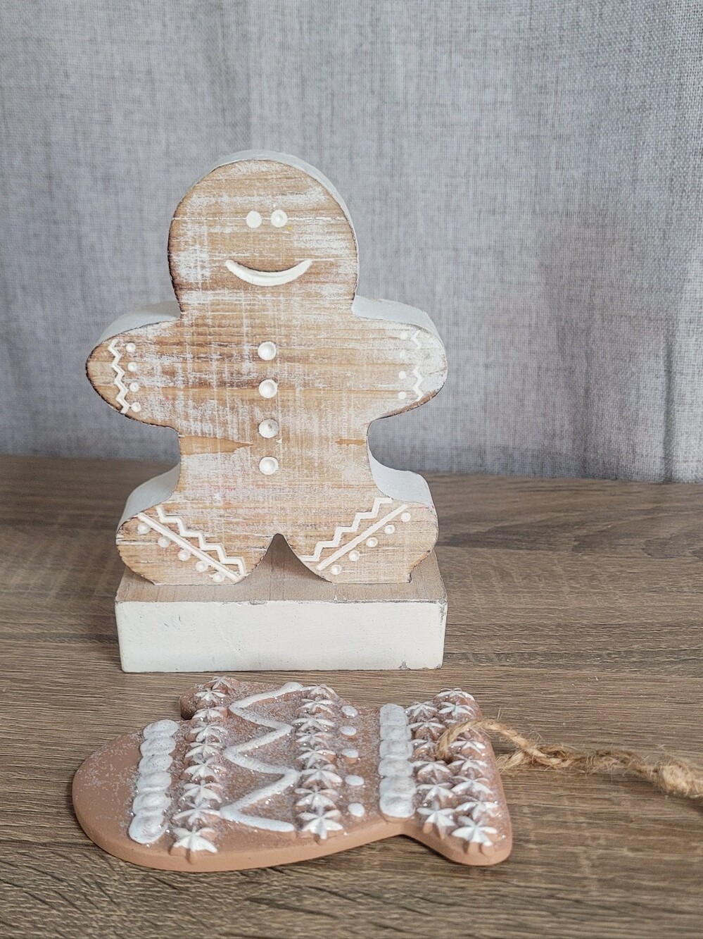 Wooden Gingerbread Holiday Decor in Natural White Christmas